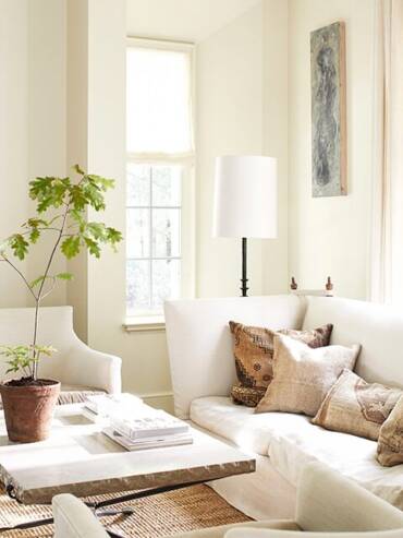 white-paint-living-room-white-furniture-640x640